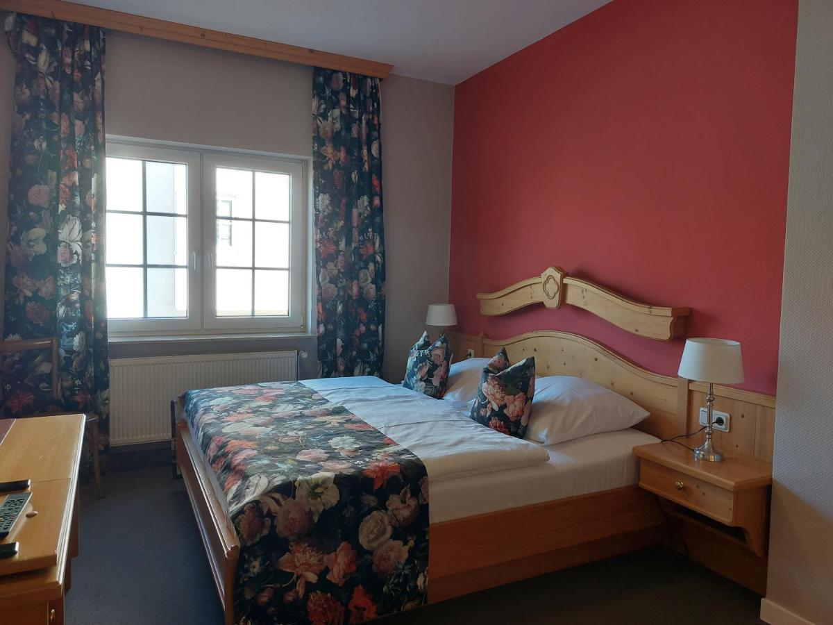 Pouls Hof Hotel Weimar Erfurt Klettbach Екстериор снимка